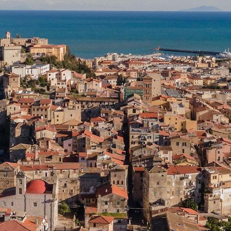 Torrione San Lorenzo I Террачина Экстерьер фото